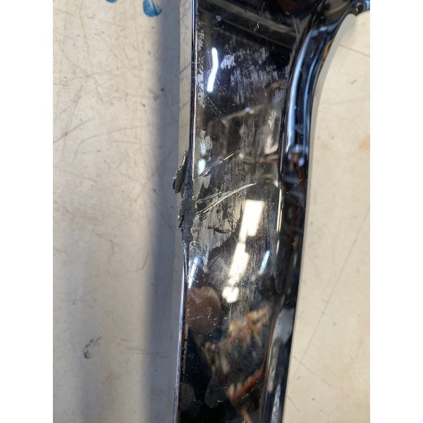 Moldura Cromada Inferior Direito Farol Ram 3500 2023 Origi
