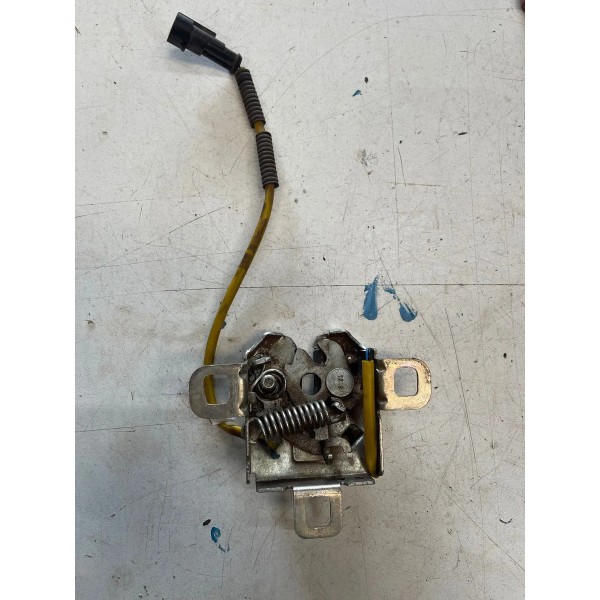 Fechadura Capo Fiat Mobi 1.0 2019