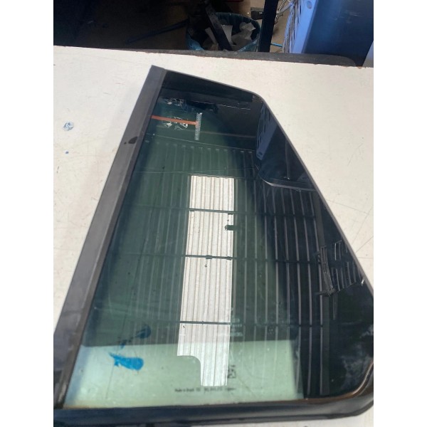 Vidro Do Vigia Traseiro Esquerdo Vw Virtus 2020 Original