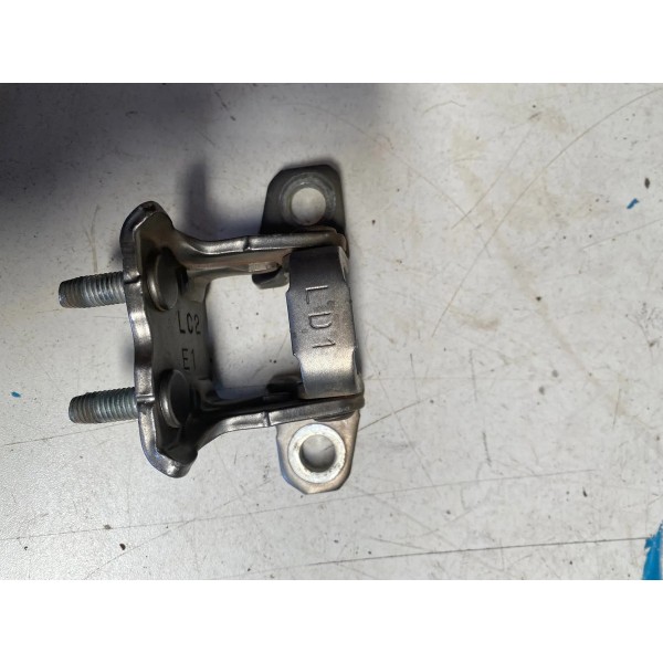 Dobradiça Superior Porta Tras.direito L200 Triton 2015 Orig