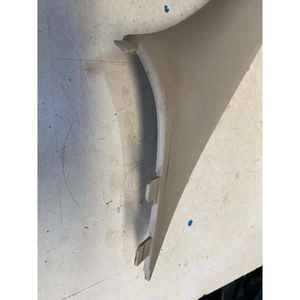 Moldura Coluna Dianteira Esquerda S-10 2018 Original Bege