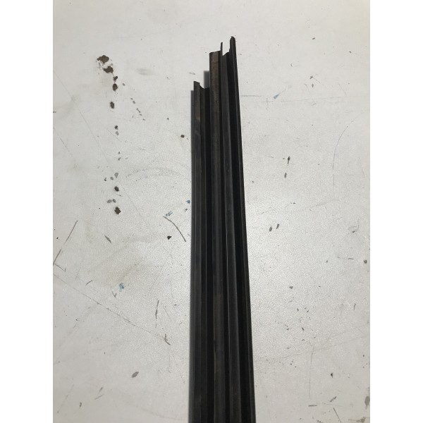 Pestana Interna Dodge Ram Traseira Esquerda 2022