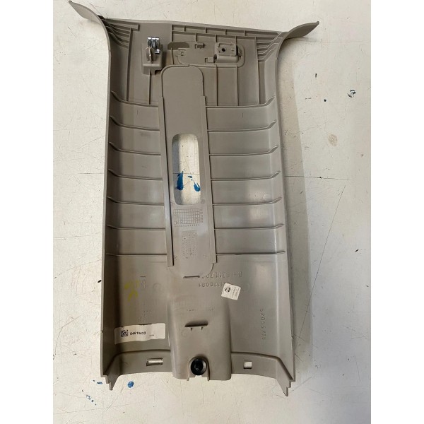 Acabamento Superior Coluna Lateral Direito S10