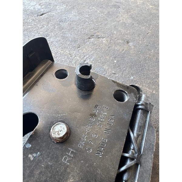 Travessa Superior Do Radiador Dodge Ram 2500 2023 Original