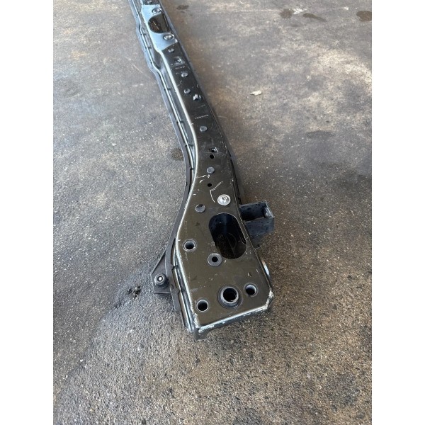 Travessa Superior Do Radiador Dodge Ram 2500 2023 Original