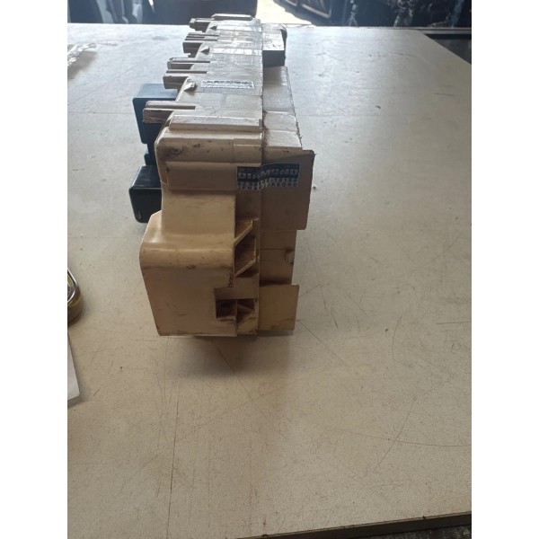 Caixa De Fusiveis Módulo Etacs Pajero Tr4 2012 Original