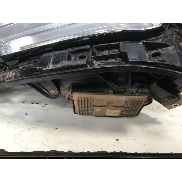 Farol Esquerdo  Dodge Ram 2500 3500 Cromado 2020 2022 2023