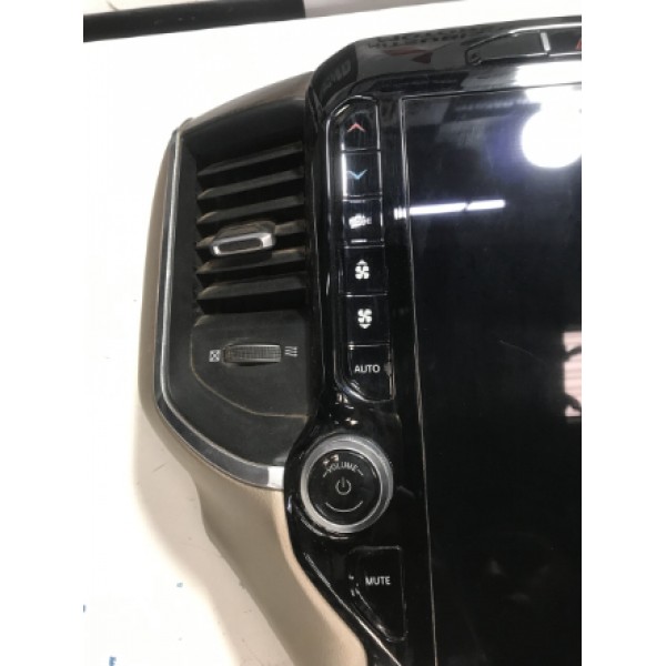 Multimidia Com Moldura Dodge Ram 2022 Original