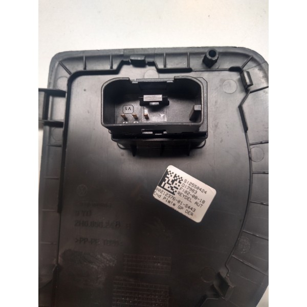 Acab. Lateral Direito Painel Vw Amarok 3.0 V6 2018