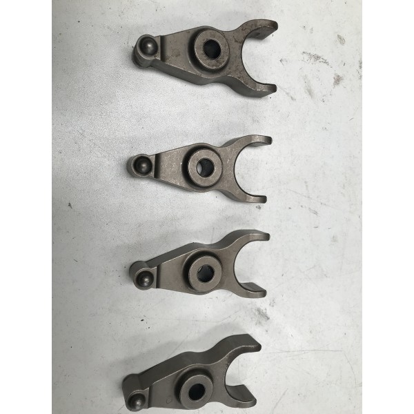 Trava Suporte Dos Bicos Injetores Hilux 3.0 2012