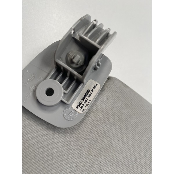 Quebra Sol Lado Esquerdo Volkswagen Amarok 2017