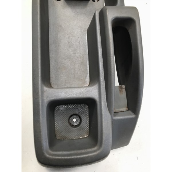 Console Central Toyota Hilux 2006/14 589010k020