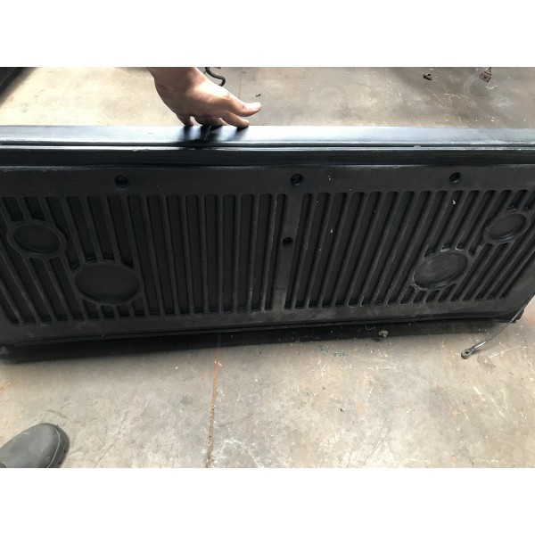 Tampa Traseira Amarok V6 3.0 2020 Original C/ Detalhes.