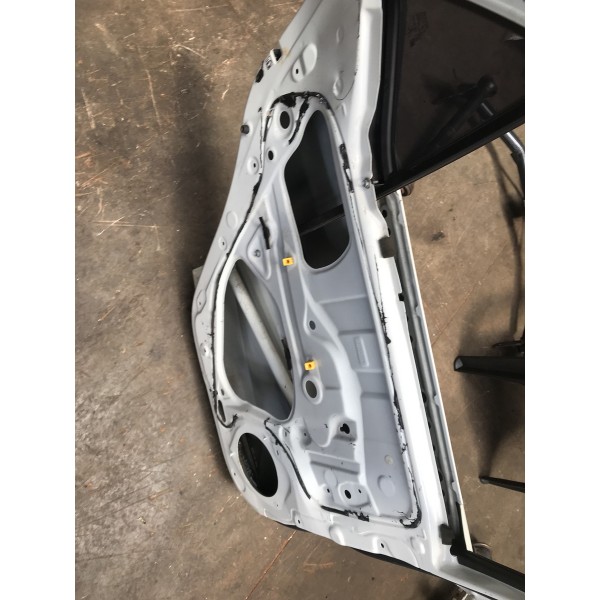 Porta Traseira Lado Esquerda Toyota Hilux Sw4 2016 2017 2018