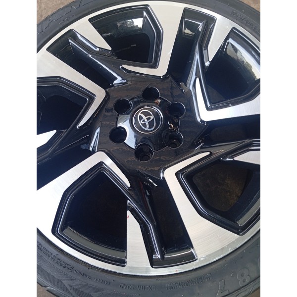 2 Roda Com Pneu Meia Vida Sw4 Diamond Original Usado