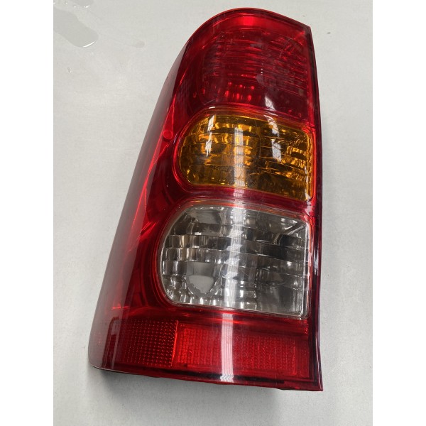 Lanterna Traseira Lado Esquerdo Hilux 2015 Usado