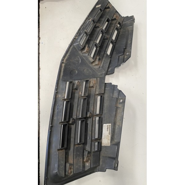 Grade Dianteira Do Pára-choque Superior L200 Triton 2013