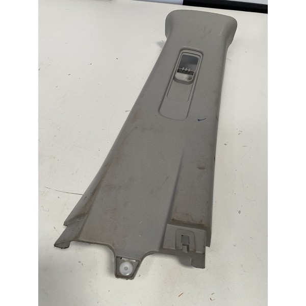 Acabamento Coluna Dianteiro Direito Hilux Sw4 2016/ 2020