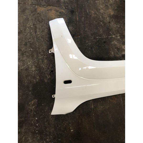 Pára-lama Dianteiro Esquerdo  Amarok 2019 Original Usado