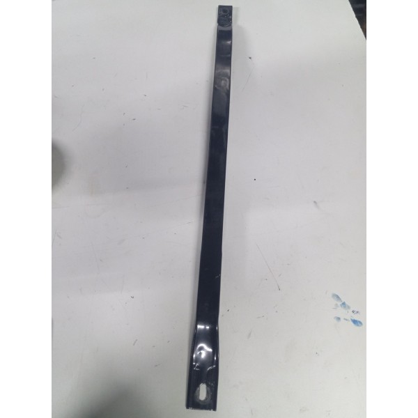 Suporte Do Radiador Lado Esquerdo Da Dodge Ram 2500 2023.